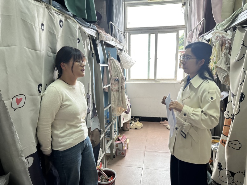 践行正确政绩观 倾听心声解民忧...